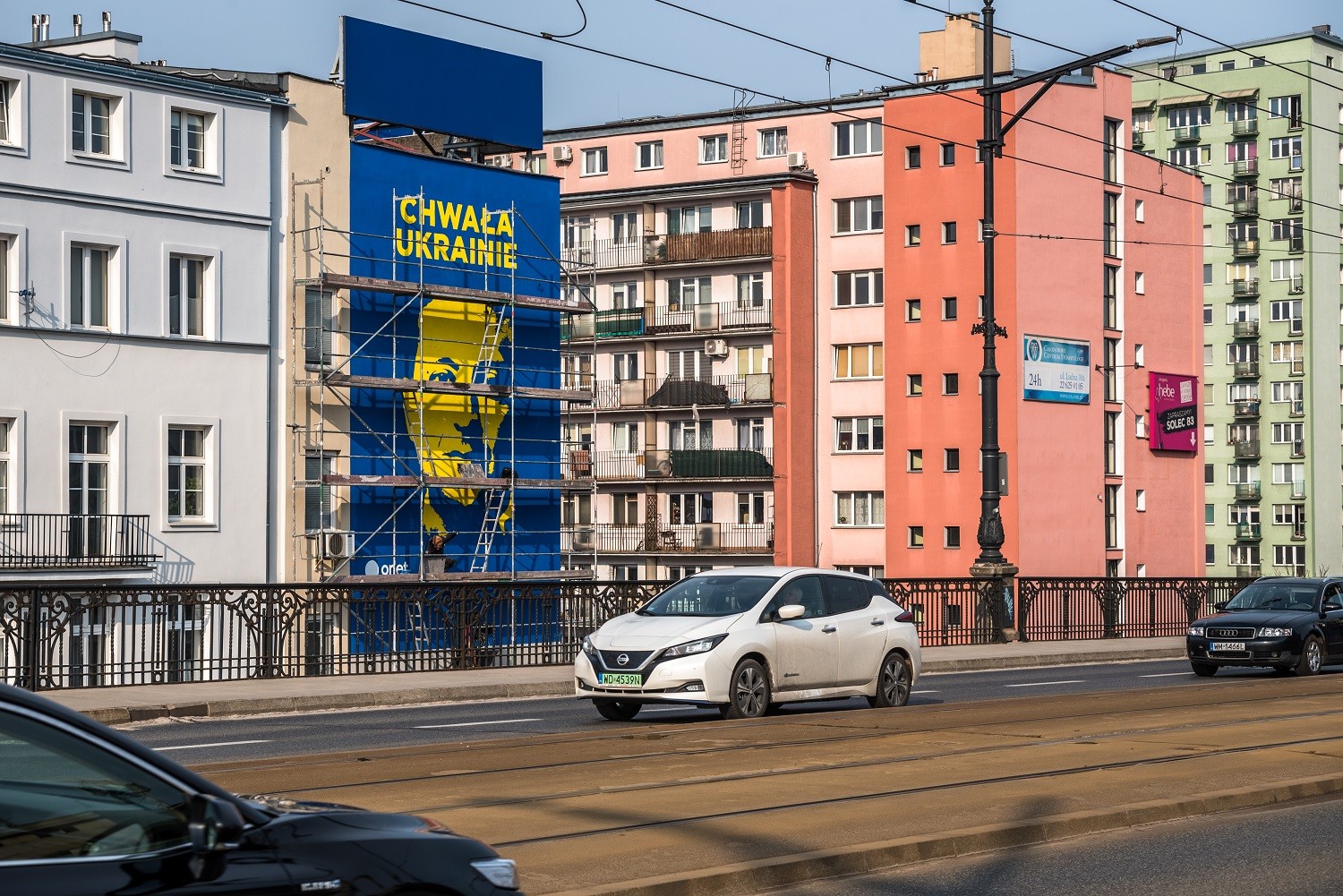 Ręcznie malowana reklama wielkoformatowa  | CHWAŁA UKRAINIE | Portfolio