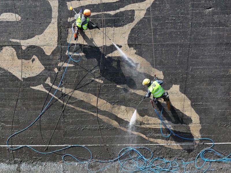 Graffiti für Polnische Energiegruppe in Solina | Öko-Mural - Clean Graffiti | Portfolio