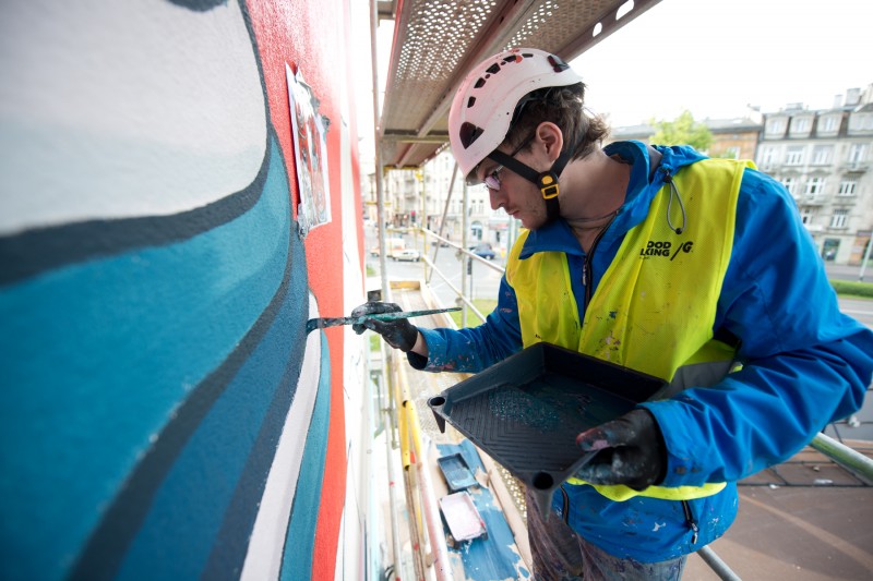 Malowanie artystycznego muralu dla Coca Coli | Seria murali na zamówienie Coca Cola | Portfolio