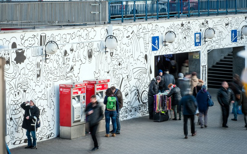 Mural Noizz na placu Metro Centrum w Warszawie | Make some Noizz malowane przez Good Looking Studio | Portfolio