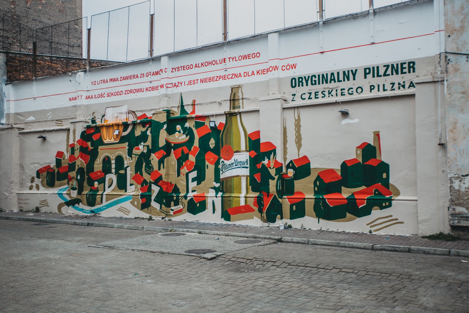 Mural Oryginalny pilzner z czeskiego Pilzna na krakowskim Tytano | Oryginalny pilzner z czeskiego Pilzna | Portfolio