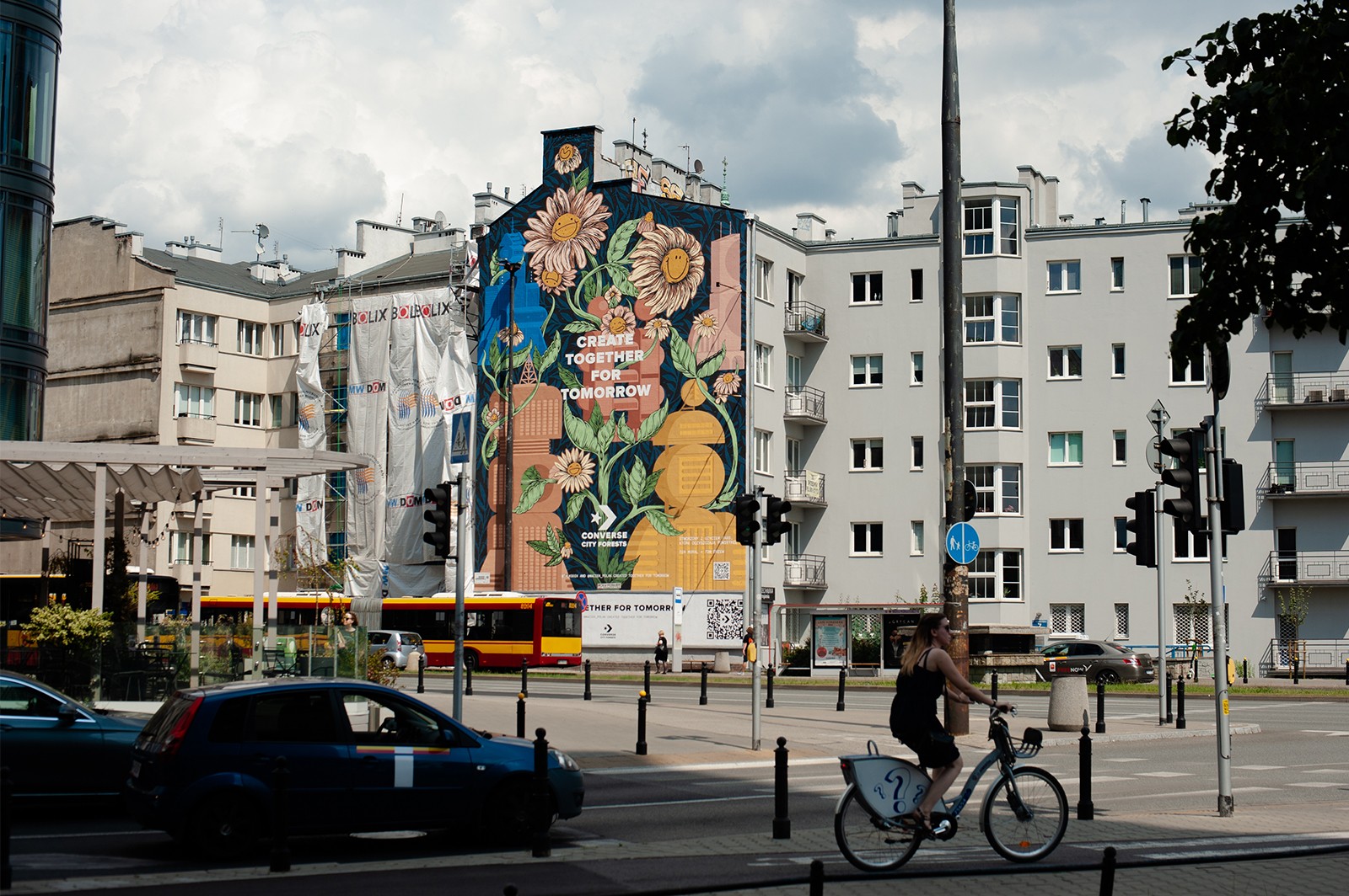Mural artystyczny Converse w Warszawie | CREATE TOGETHER FOR TOMORROW | Portfolio