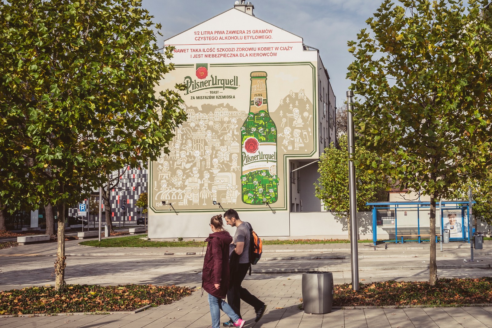 Mural der Pilsner Urquell Werbekampagne in Krakau in der Barska Straße 61 | Pilsner Urquell | Portfolio