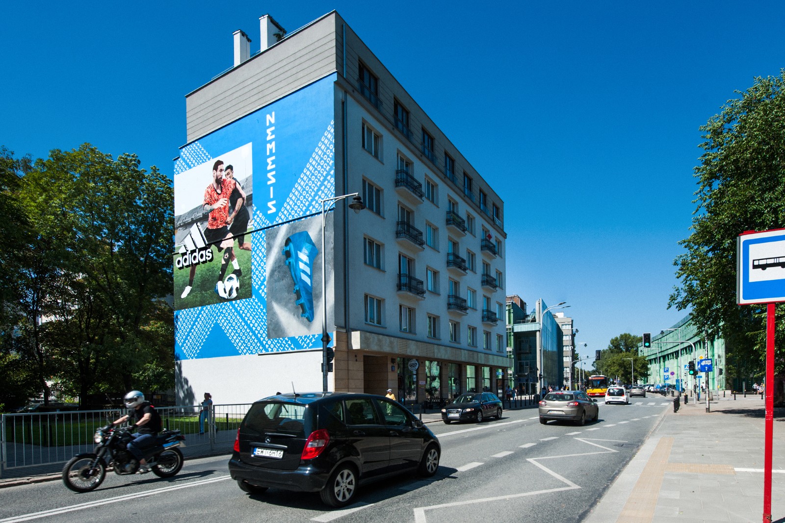 Mural na ulicy Dobrej w Warszawie dla firmy Adidas Football.jpg | Adidas Football | Portfolio