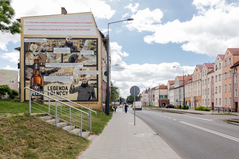 Die Werbefassade in Elbing, handgemalte Werbekampagne von dem Bier Specjal | Specjal - Legenda Północy | Portfolio