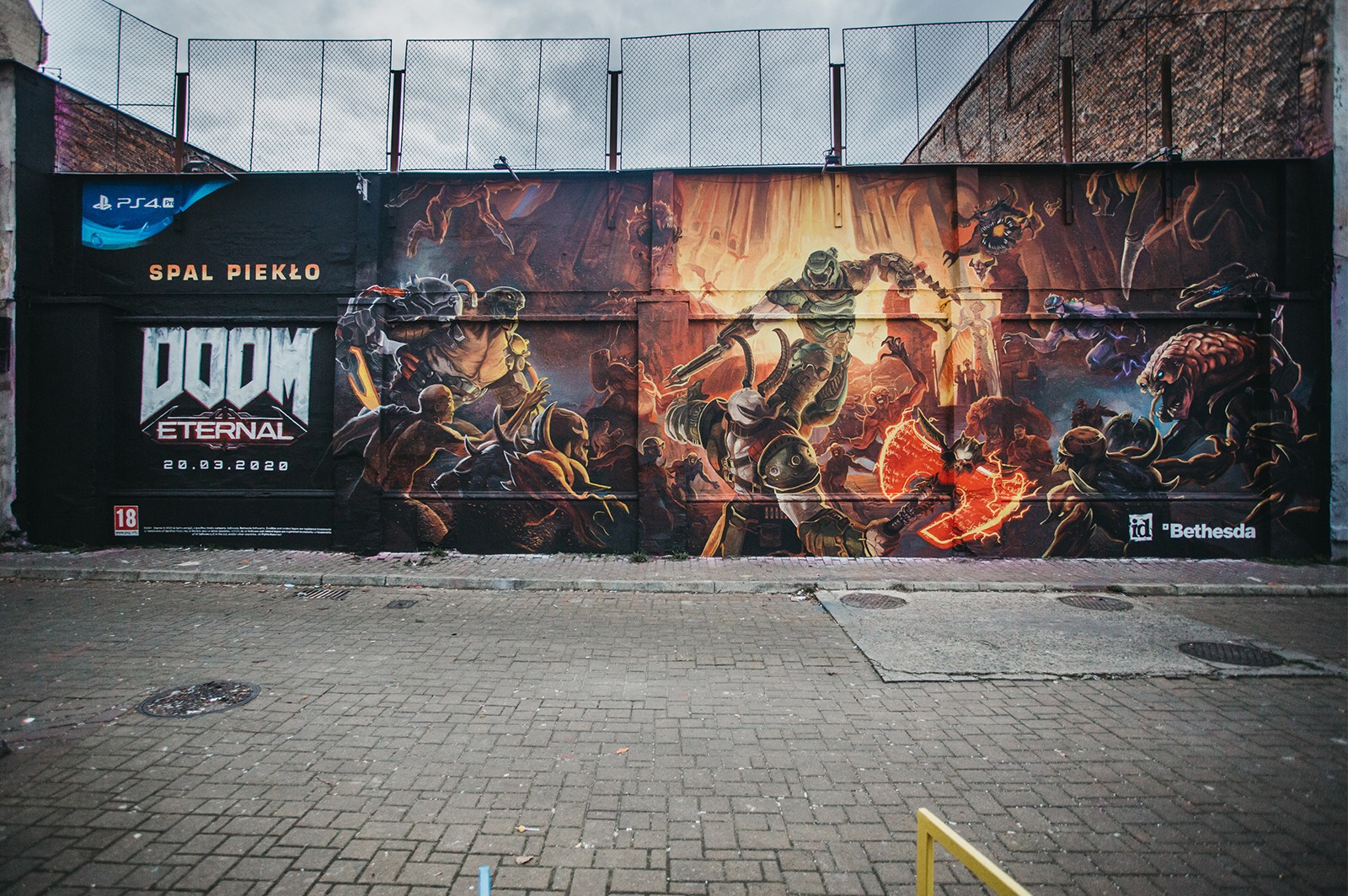 Mural promujący grę DOOM! Eternal w Krakowie | SPAL PIEKŁO! | Portfolio