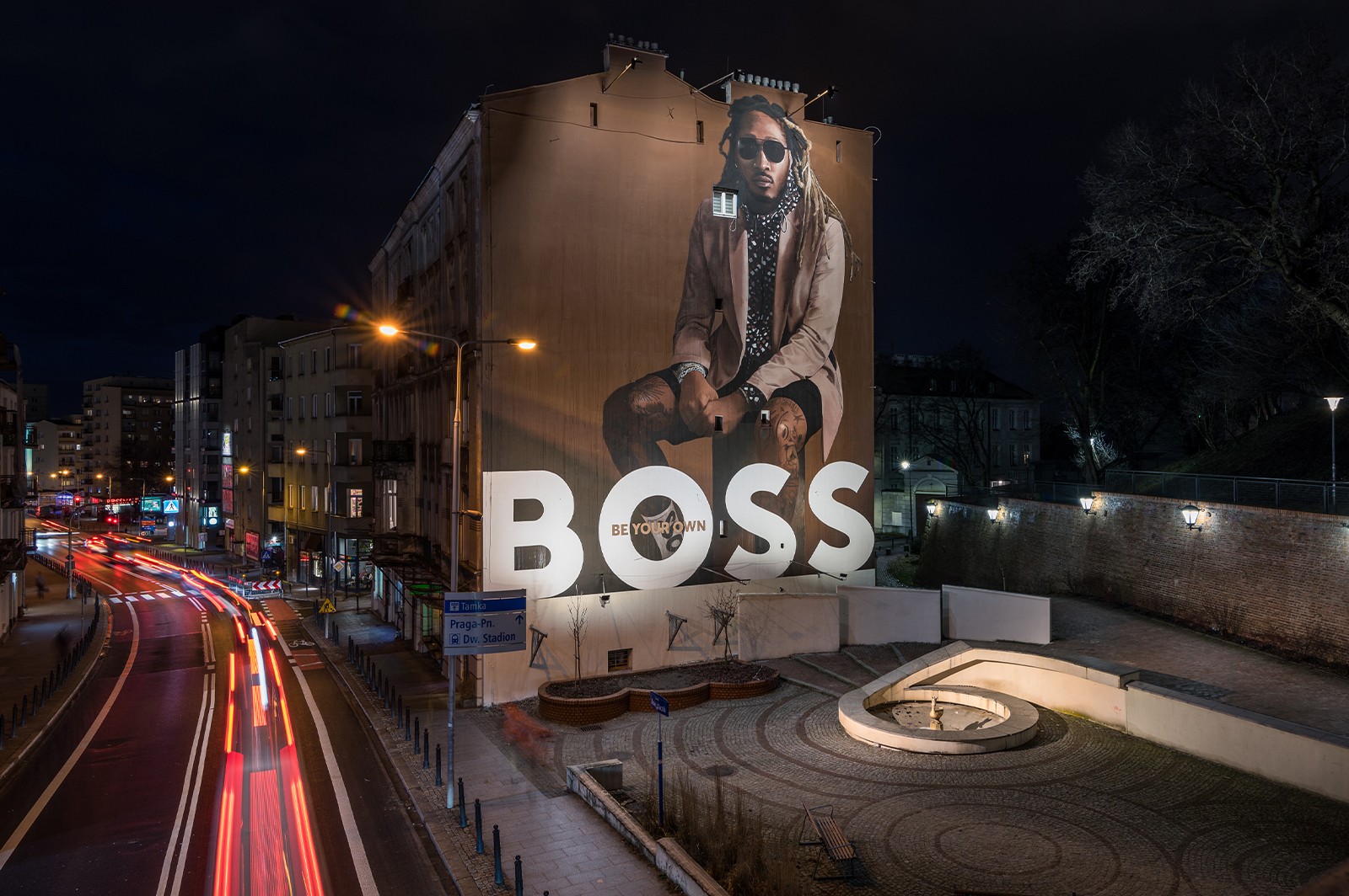 Mural reklamowy BOSS | BE YOUR OWN BOSS | Portfolio