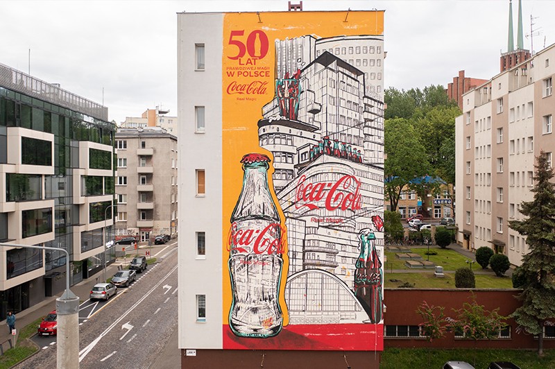 Advertising Coca-Cola (retro) mural in Gdynia | 50 lat prawdziwej magii w Polsce (retro) | Portfolio