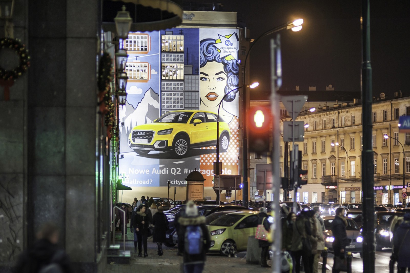 Mural reklamowy dla Audi Q2 na ścianie przy ulicy Brackiej 25 w Warszawie  | Audi Q2 | Portfolio