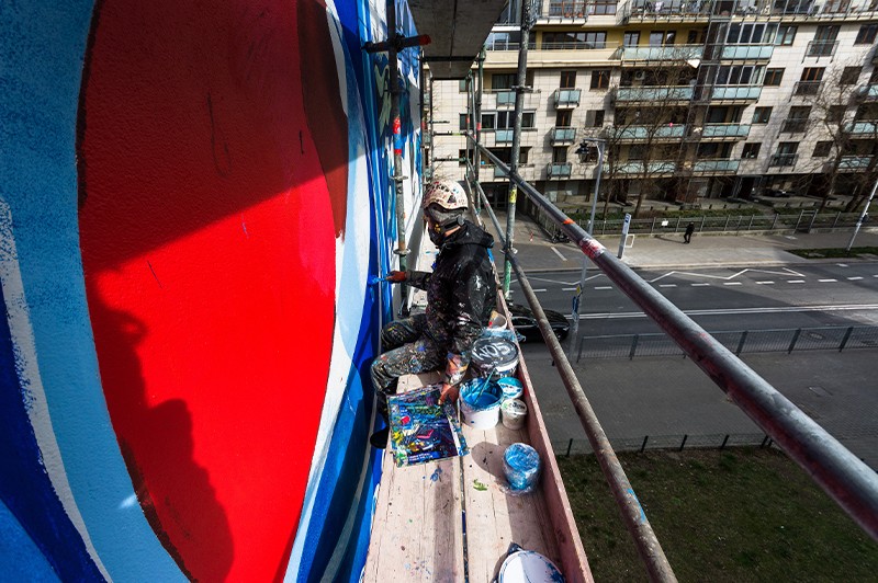 Mural reklamowy dla PepsiCo na ulicy Dobrej w Warszawie | #FORTHELOVEOFIT | Portfolio