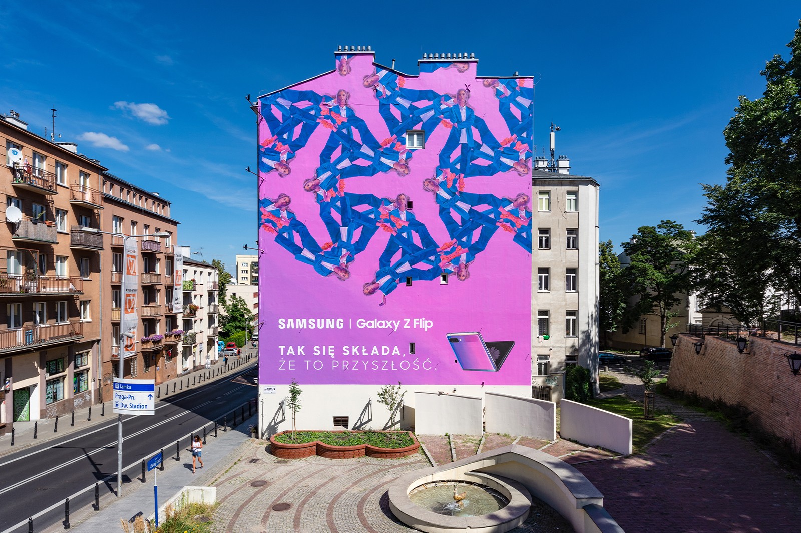 Mural reklamowy dla Samsung na ulicy Tamka 37 | Samsung Galaxy Z Flip | Portfolio