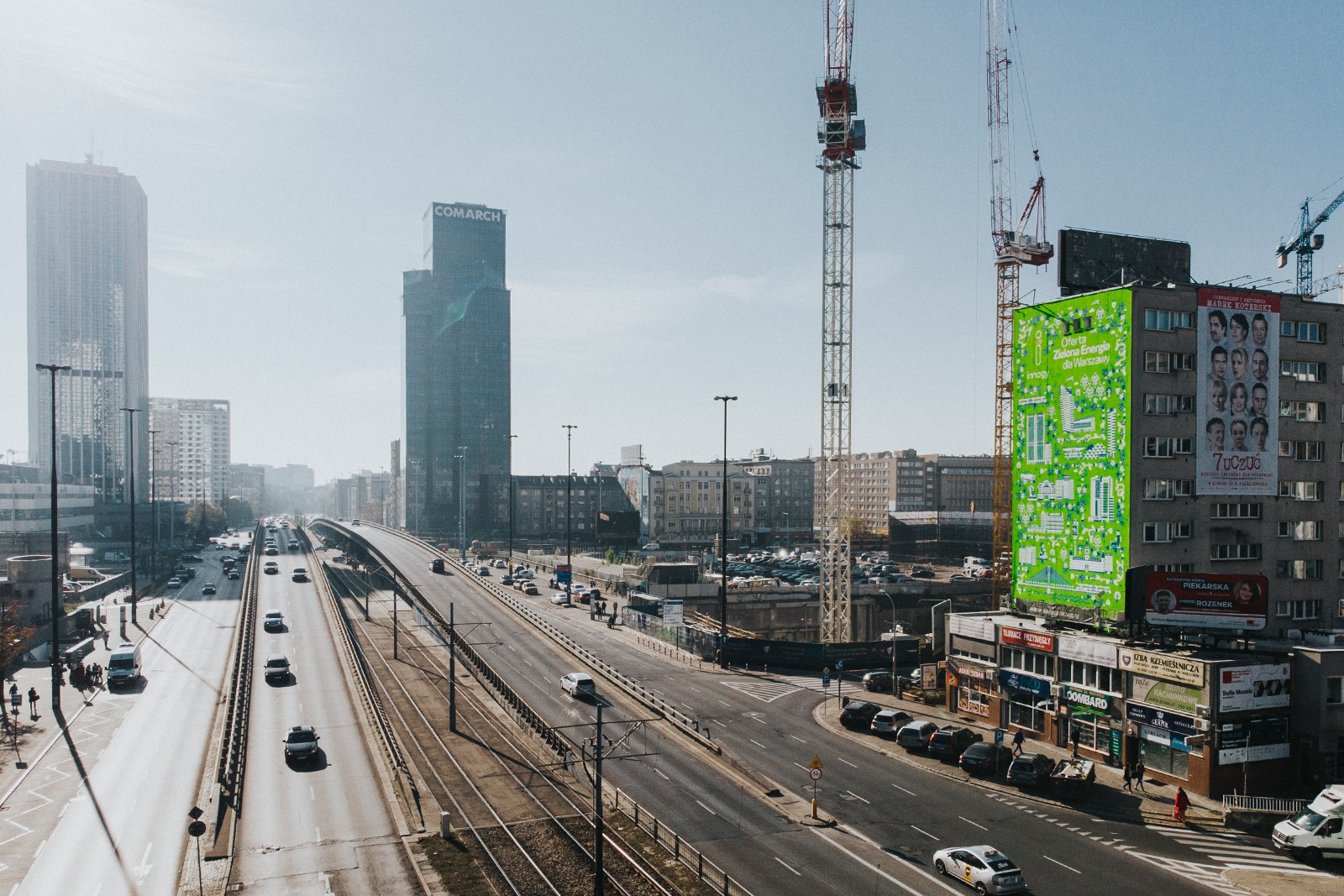 Mural reklamowy dla klienta innogy na ulicy Chmielnej w Warszawie | Zielona Energia dla Warszawy | Portfolio