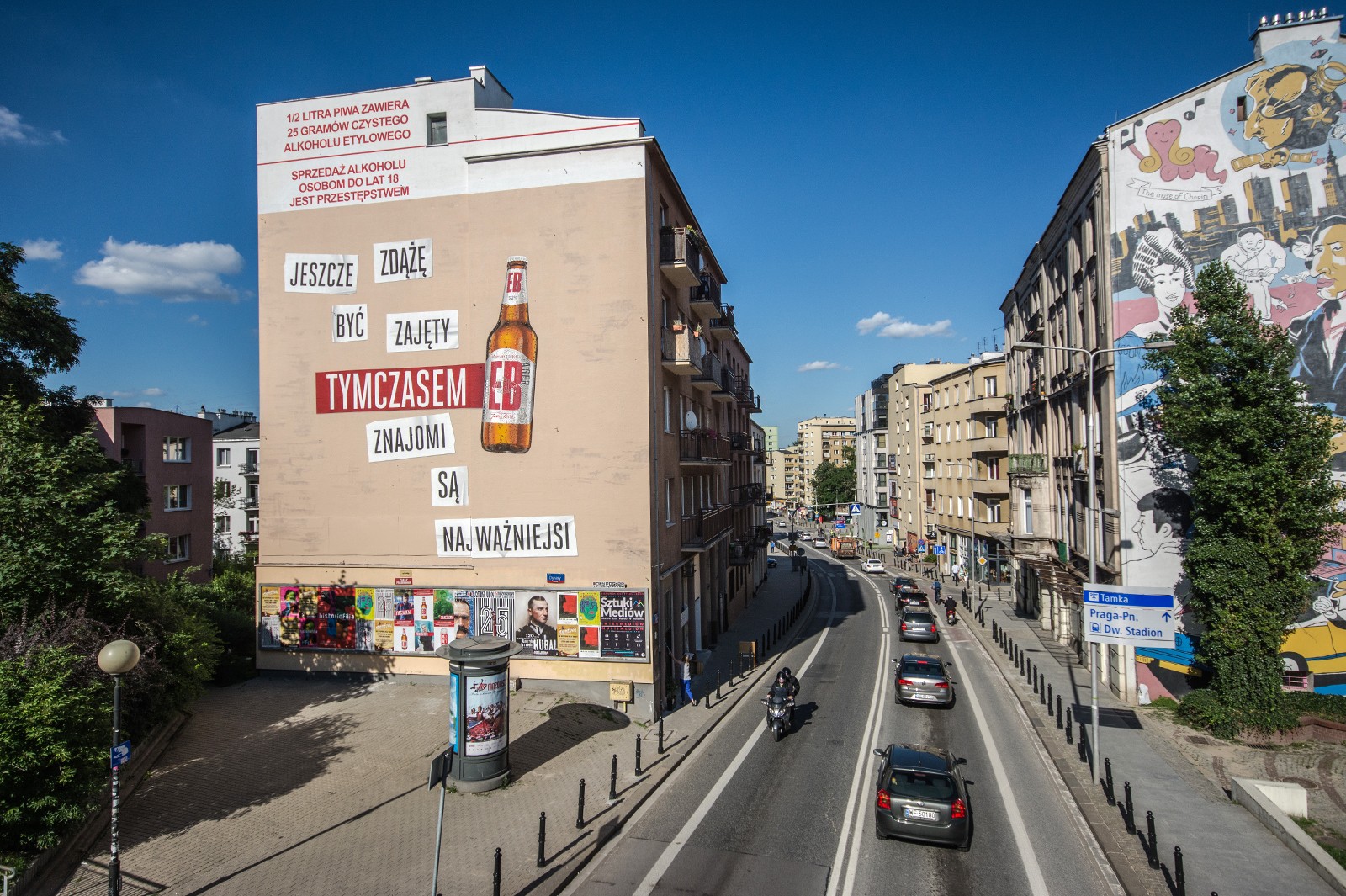 Mural reklamowy na zlecenie EB w Warszawie na ulicy Tamka | Tymczasem EB | Portfolio