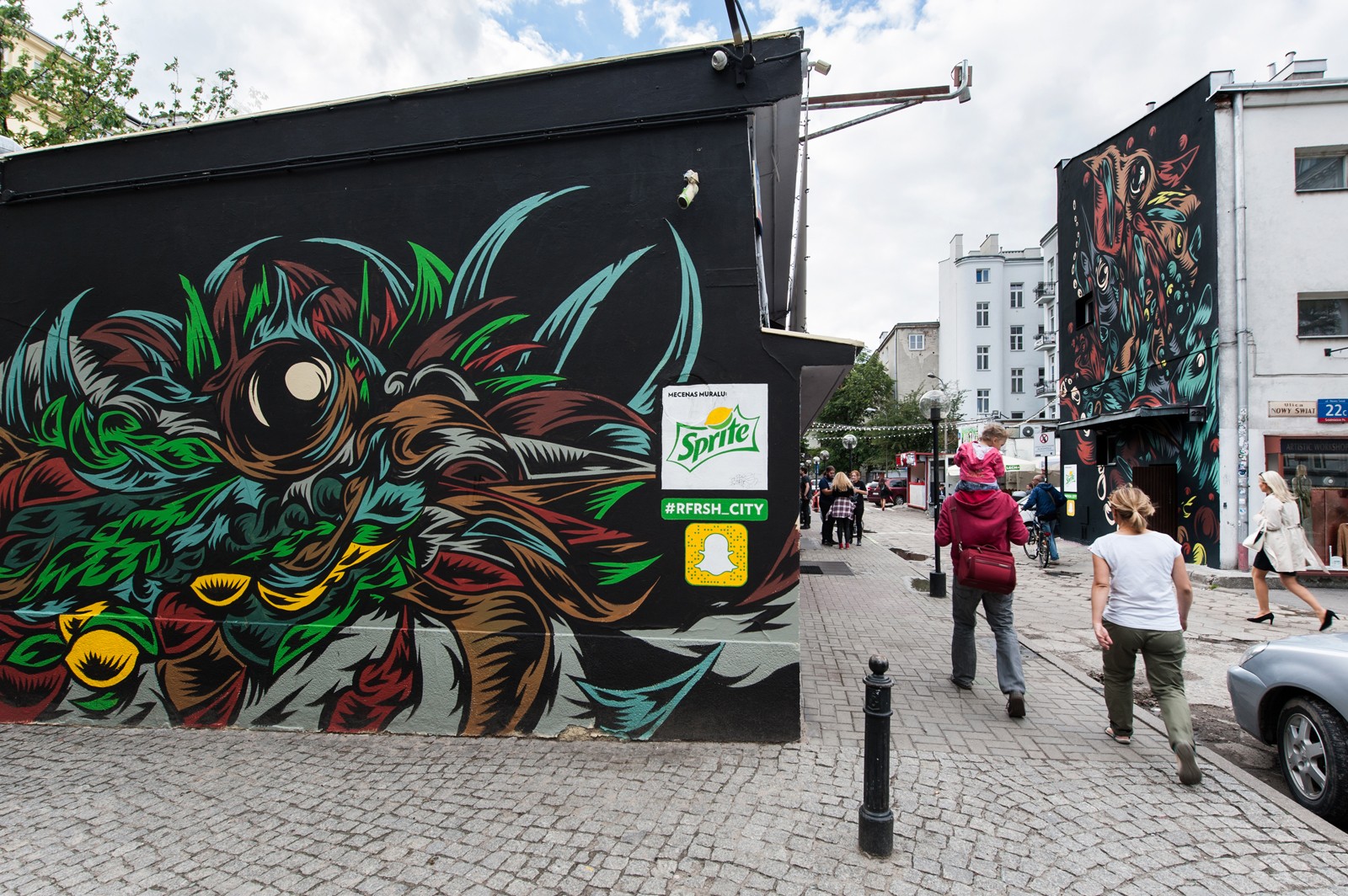Mural reklamowy projektu Swanski dla Sprite na warszawskich pawilonach przy ulicy Nowy Świat 22 | #RFRSH_CITY | Portfolio