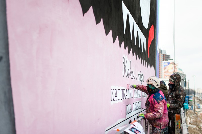 Murale reklamowe przy dworcu centralnym w Warszawie na zamówienie firmy YOPE | YOPE | Portfolio