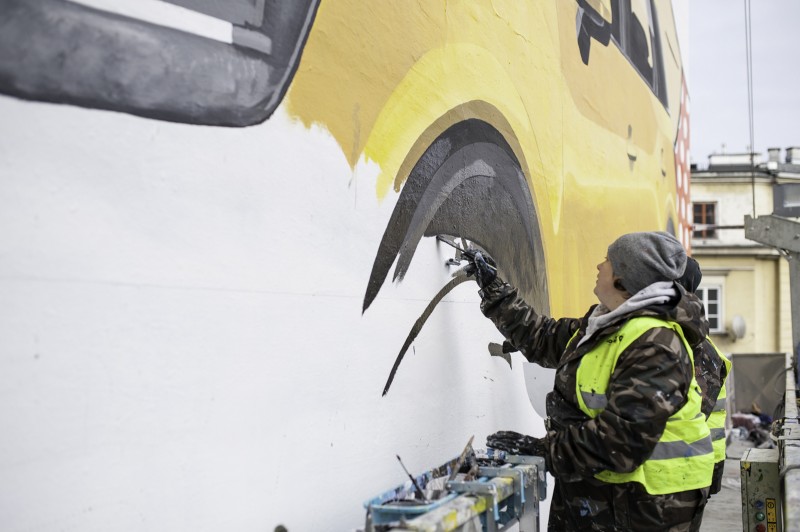 Painting a mural on order Audi on Bracka street in Warsaw | Audi Q2 | Portfolio