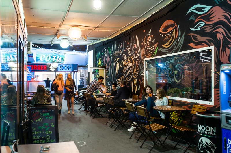 Passage at Warsaw’s pavilions on Nowy Swiat with the Swanski’s mural project for Sprite | #RFRSH_CITY | Portfolio