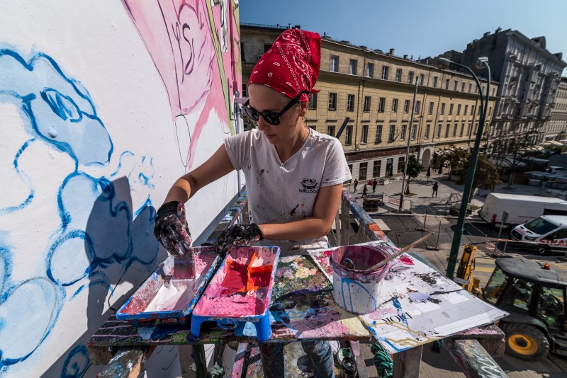 Ręcznie malowana reklama Dior w Warszawie | Miss Dior | Portfolio