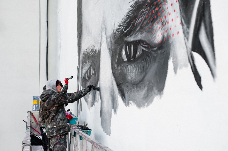 Von Malern handgemaltes Werbemural auf der Bracka Straße. | Adidas - Here to Create | Portfolio