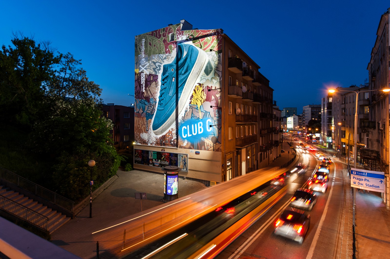 Ulica Tamka w Warszawie mural reklamowy Reebok Club C | Reebok Club C | Portfolio