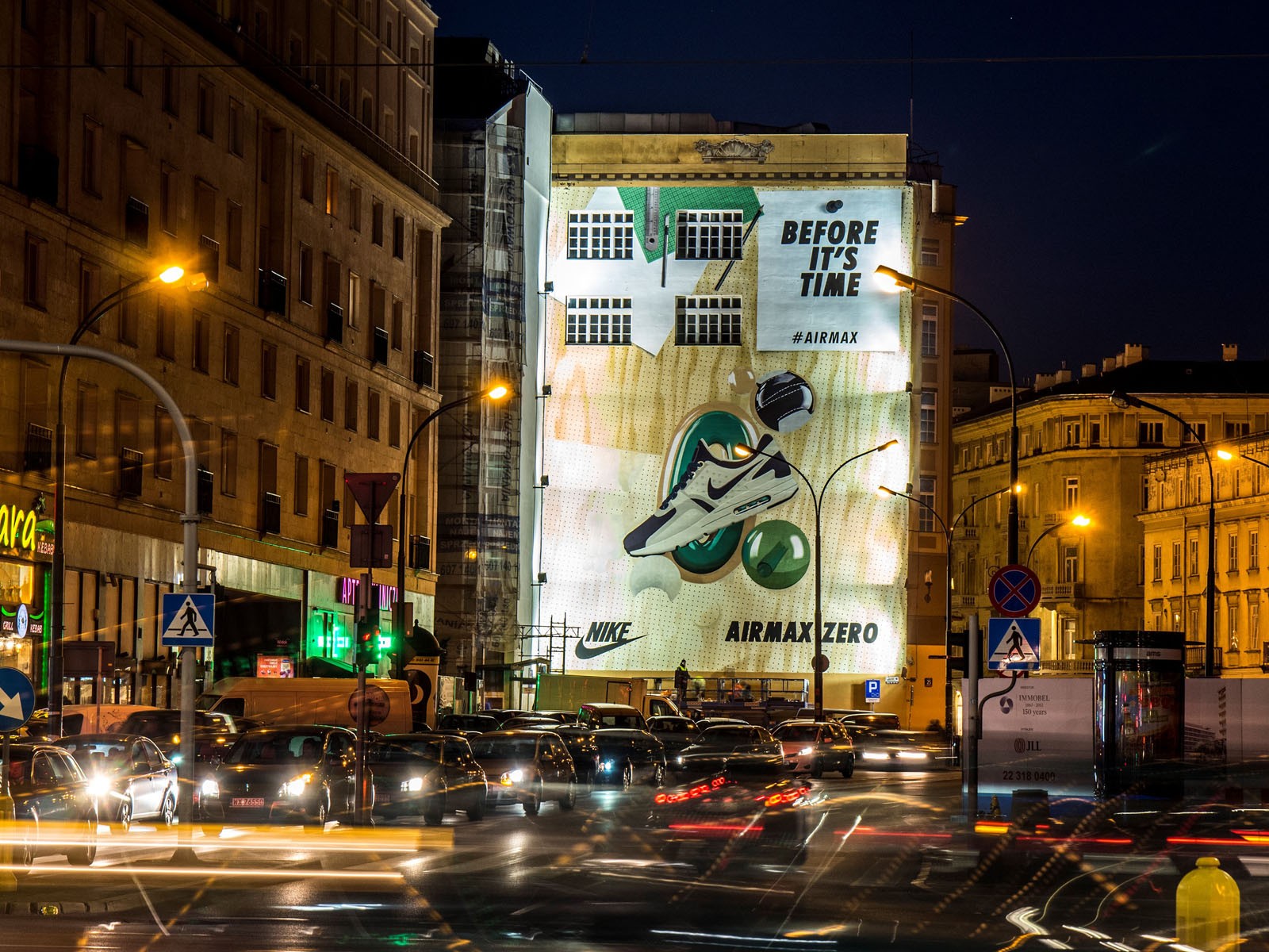 Warszawa Dom Bracia Jabłkowscy Bracka mural Nike Airmax | Mural dla Nike - AirMax Day | Portfolio